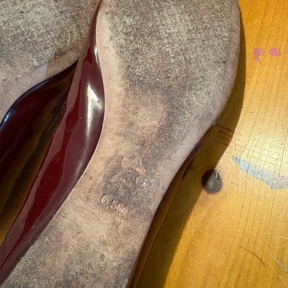 Tory Burch Maroon square toe Flats with Gold Detailing 6.5 - Picture 6 of 8